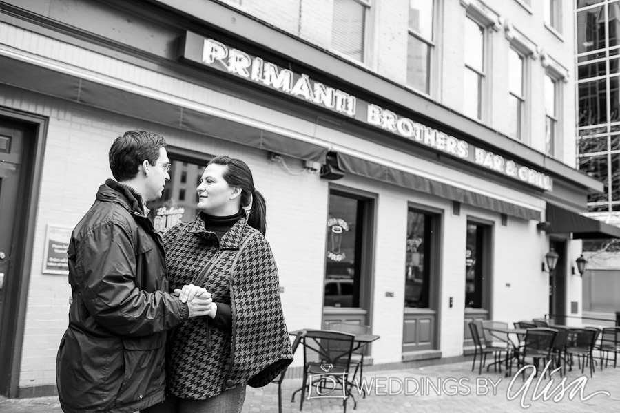 market square pittsburgh engagement photographers