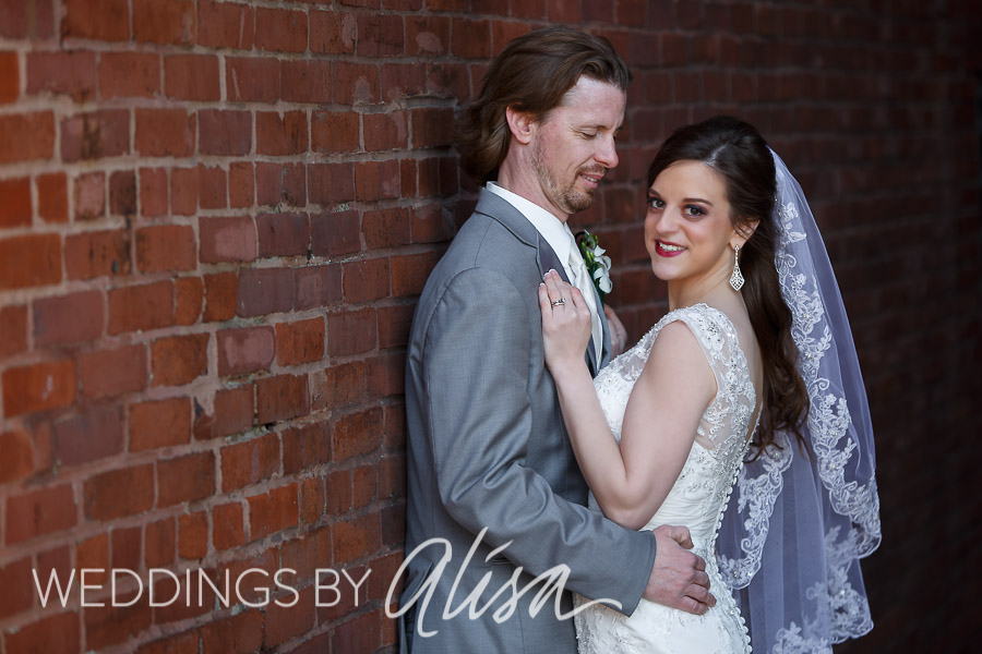 Wedding photos in the Cultural District Pittsburgh