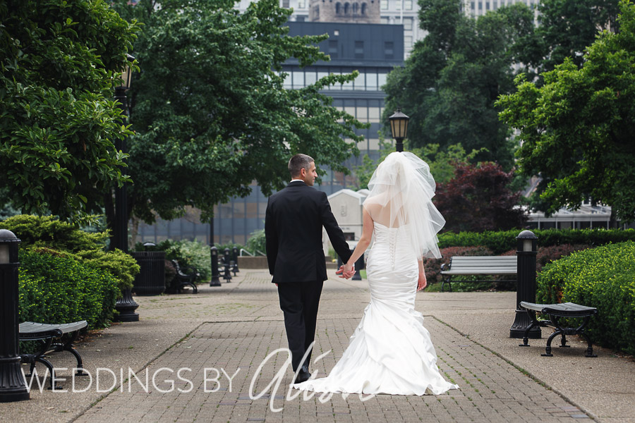 Wedding photos on Duquesne University Campus