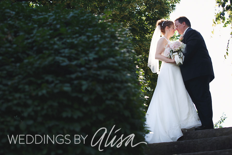 Summer wedding at Chartiers Country Club